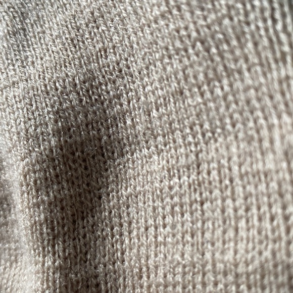 Tan beanie - Picture 9 of 14